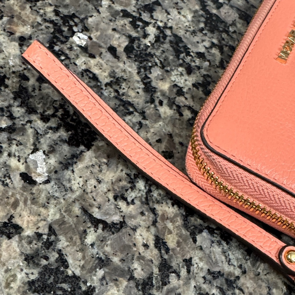 Michael Kors Coral leather Wristlet Clutch - Picture 7 of 16